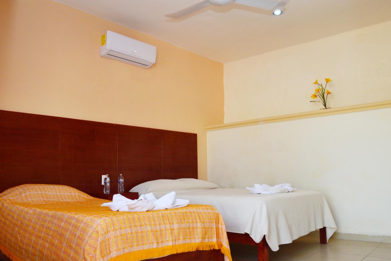 Hotel Las Mestizas Valladolid  Esterno foto