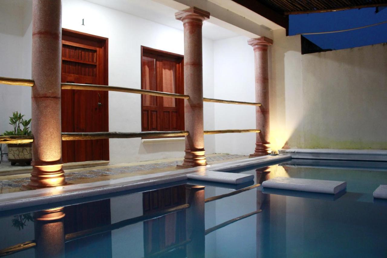 Hotel Las Mestizas Valladolid  Esterno foto